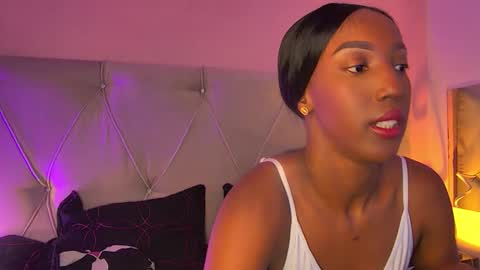 Snapshot of fiorelalenin chatting on 09-15-25, 12:05 Fiorela Lenin online show from 09-15-25, 12:05