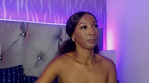 Snapshot of fiorelalenin chatting on 10-26-25, 12:33 Fiorela Lenin online show from 10-26-25, 12:33