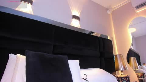 Snapshot of fiorelaston chatting on 04-09-26, 06:19 Fiorela online show from 04-09-26, 06:19