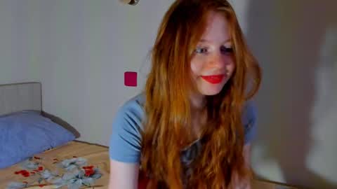 fire_luna online show from 01-04-25, 09:32