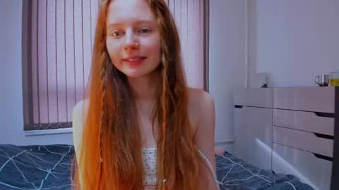 fire_luna online show from 02-04-25, 08:56