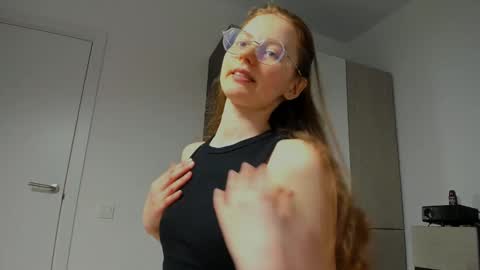 fire_luna online show from 02-10-25, 09:58