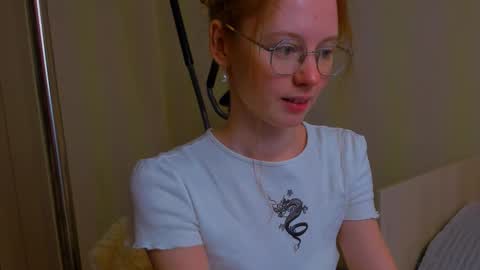 fire_luna online show from 02-05-26, 05:45