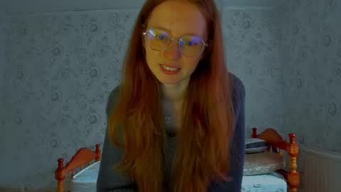 Snapshot of fire_luna chatting on 04-27-26, 12:36 fire_luna online show from 04-27-26, 12:36