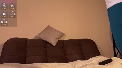 Alex online show from 10-12-25, 03:22