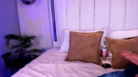 Firedoll online show from 06-17-26, 11:27