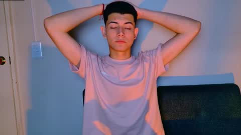 Nicolas online show from 02-23-26, 01:08