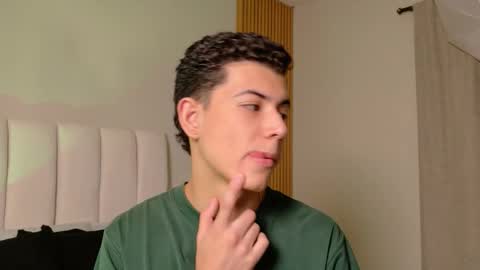 Nicolas online show from 03-17-26, 07:17