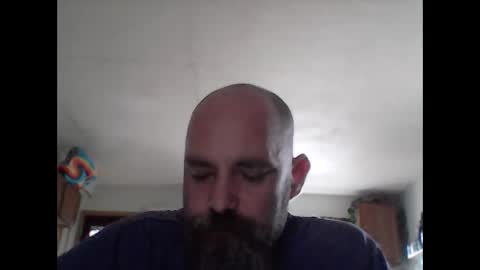 Snapshot of fireprince1977 chatting on 04-12-26, 07:19 Brad online show from 04-12-26, 07:19
