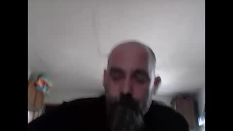 Snapshot of fireprince1977 chatting on 04-14-26, 10:05 Brad online show from 04-14-26, 10:05