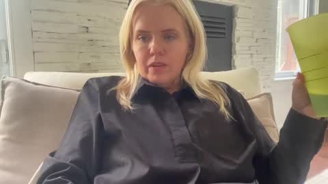 First Class Duchess online show from 09-18-25, 07:27