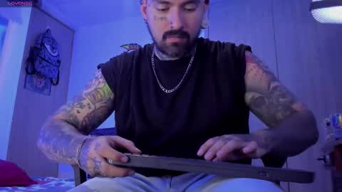 fisherrman666 online show from 09-11-25, 05:07