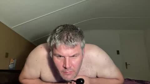 Snapshot of fistme33 chatting on 10-12-25, 05:45 fistme33 online show from 10-12-25, 05:45