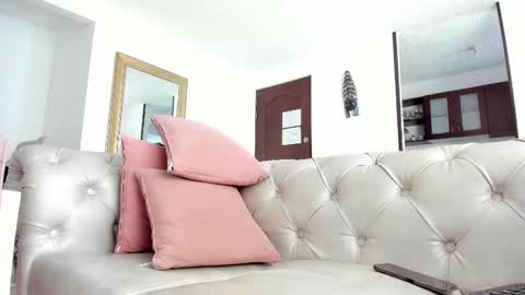 Snapshot of fit_fray chatting on 03-03-25, 05:18 FRAIDER online show from 03-03-25, 05:18