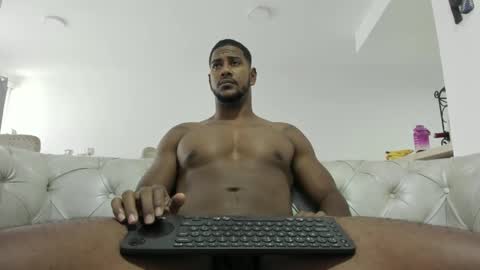 Snapshot of fit_fray chatting on 09-10-25, 03:56 FRAIDER online show from 09-10-25, 03:56