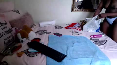 Snapshot of fitblair66_ chatting on 01-02-25, 01:08 fitblair66_ online show from 01-02-25, 01:08