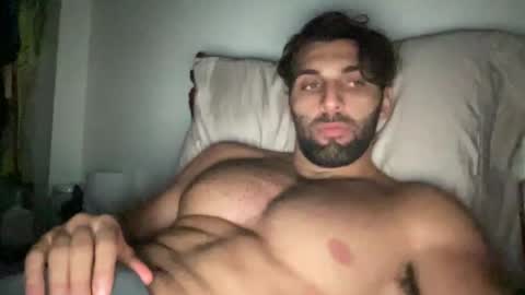 Snapshot of fitcurvyman4fun_69 chatting on 09-14-25, 04:33 fitcurvyman4fun_69 online show from 09-14-25, 04:33