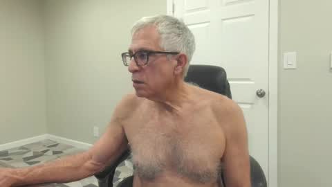 Jon online show from 12-22-24, 04:17