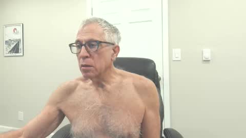 Snapshot of fitman999 chatting on 02-02-26, 02:54 Jon online show from 02-02-26, 02:54