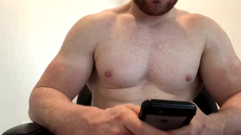 fitnudeguyxxx online show from 12-10-24, 05:22
