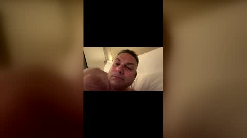 Snapshot of fittiesonly chatting on 04-21-26, 11:40 fittiesonly online show from 04-21-26, 11:40