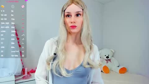 Snapshot of fizana chatting on 03-23-26, 02:37 Kira online show from 03-23-26, 02:37