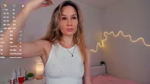 Kira online show from 06-10-26, 01:28