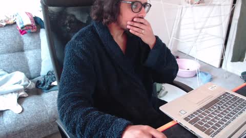 fizz6572 online show from 12-16-24, 08:41