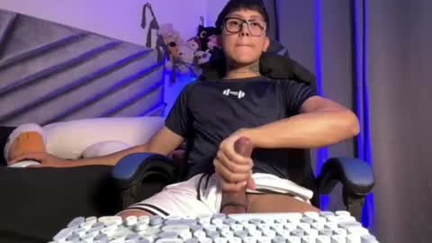 Snapshot of fj_araujo chatting on 08-06-26, 11:28 fj_araujo online show from 08-06-26, 11:28