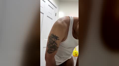 Snapshot of flaco5214 chatting on 04-15-26, 03:02 flaco5214 online show from 04-15-26, 03:02