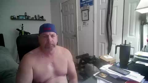 Snapshot of flaguy3233 chatting on 01-15-26, 04:06 Florida guy online show from 01-15-26, 04:06