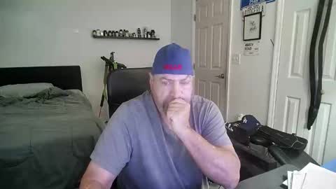 Snapshot of flaguy3233 chatting on 02-23-26, 10:51 Florida guy online show from 02-23-26, 10:51