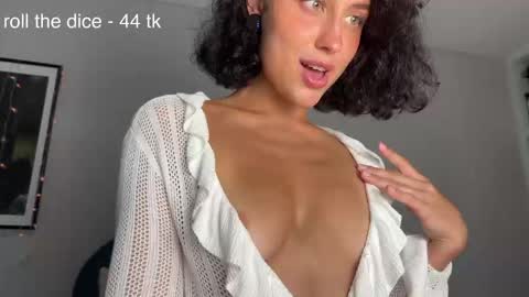 Eva online show from 11-22-25, 06:12