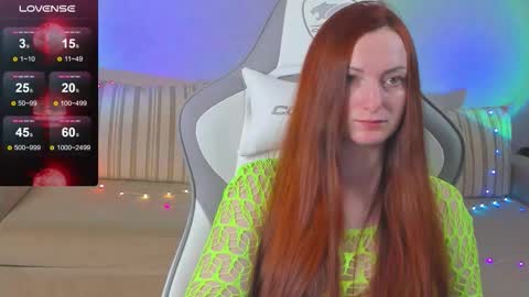 Yana online show from 11-28-25, 05:21