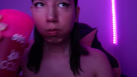 Alexa online show from 10-25-25, 04:42