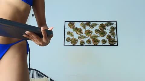 Flavia online show from 10-29-25, 07:37