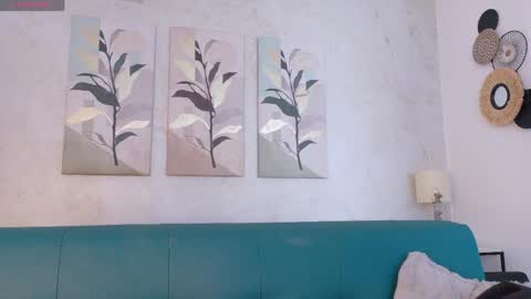 Flavia online show from 05-04-26, 12:56