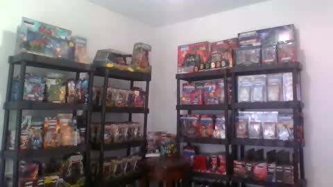 Snapshot of fleshgordon5000 chatting on 01-18-26, 05:17 Flesh Gordon Morecock online show from 01-18-26, 05:17