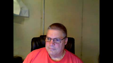 Snapshot of fletch32 chatting on 10-11-25, 02:22 jd online show from 10-11-25, 02:22