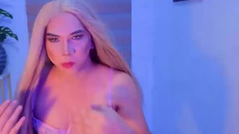 Snapshot of fletcher_dior23 chatting on 11-16-25, 12:33 fletcher_dior23 online show from 11-16-25, 12:33