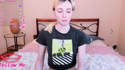 FlexiMona online show from 10-16-25, 09:32