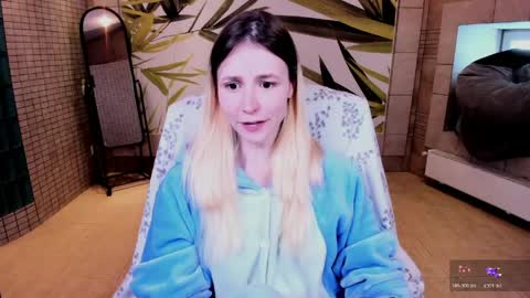 FlexiMona online show from 05-16-26, 09:06