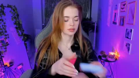 Flexyfoxy online show from 05-18-26, 06:03