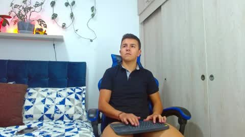 Nico online show from 05-19-26, 04:57
