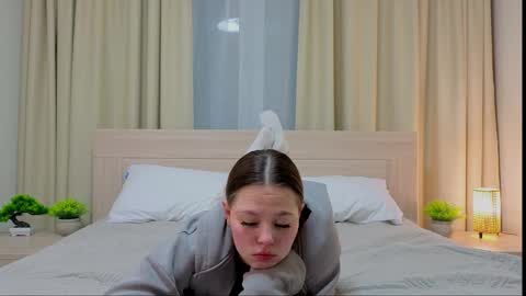 Alorena online show from 02-07-26, 04:22