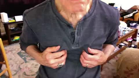 Snapshot of flip4u chatting on 10-07-25, 10:29 flip4u online show from 10-07-25, 10:29