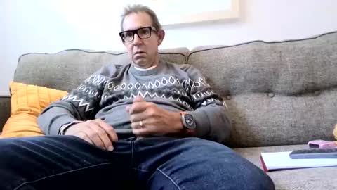 Snapshot of flirtofcharleston chatting on 02-17-25, 07:10 Flickrbrite online show from 02-17-25, 07:10