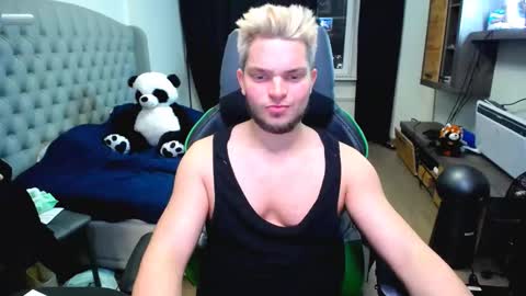 Snapshot of flirty_sugar chatting on 11-17-25, 04:57 Flirty sugar online show from 11-17-25, 04:57