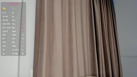 Emely  online show from 10-11-25, 04:22