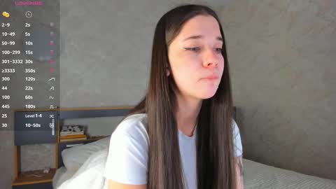 Snapshot of flirtykitty_ chatting on 03-14-26, 03:06 Emely online show from 03-14-26, 03:06